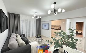 Cozy Urban Luxury Flats - Coresi Mall #Brasov